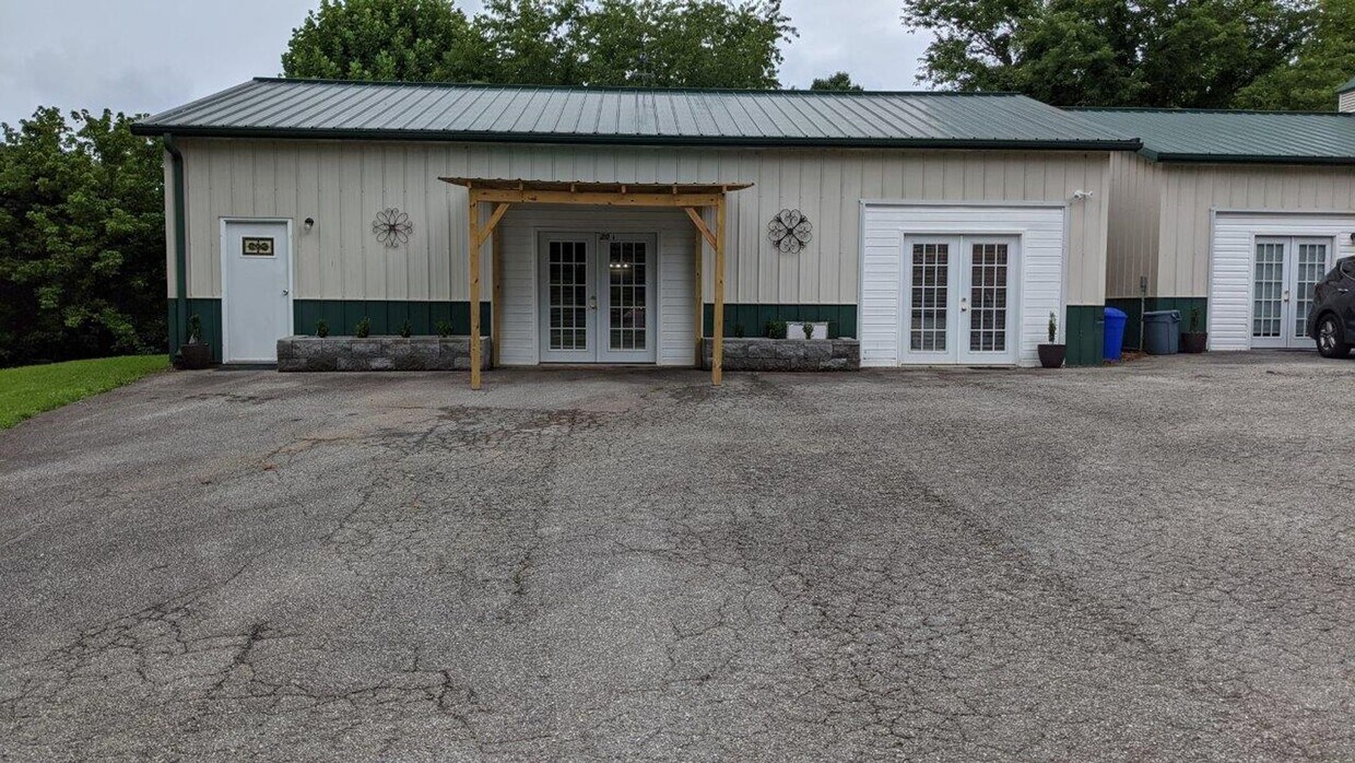 20 Birchfield Ln Unit Birchfield Lane 20A, Fletcher, NC 28732 Room