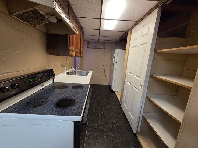 Foto del edificio - 1019 Bemidji Ave N