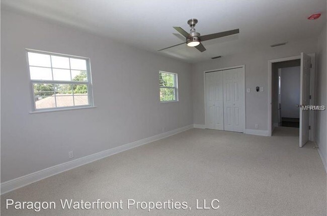 Foto del edificio - 813 W Frances Ave