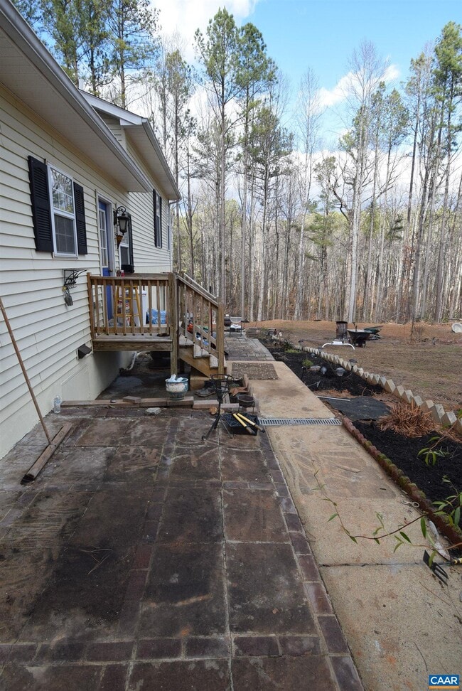 Building Photo - 3364 Dogwood Dr