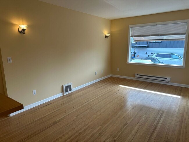Foto del edificio - 7735 15th Ave NW