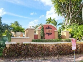 Building Photo - 6141 NW 115th Pl