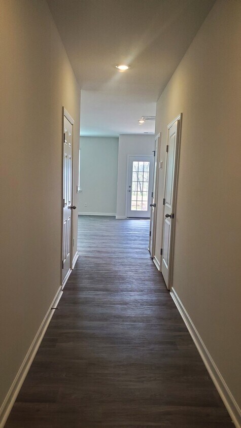 Foto del edificio - 1118 Broholmer Ln