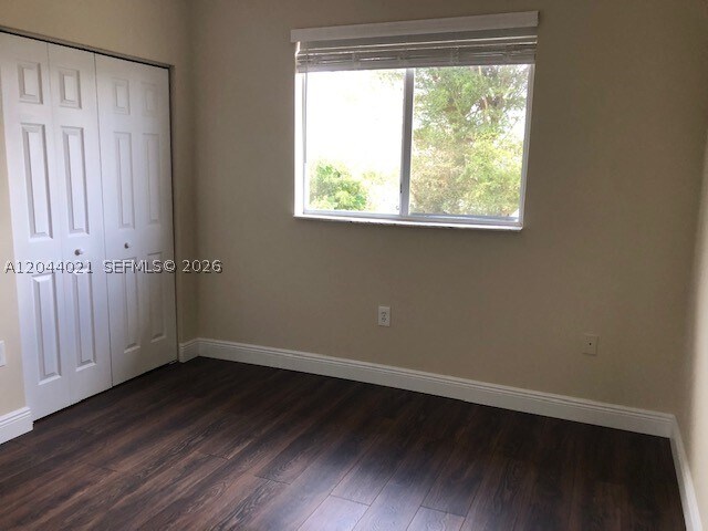 Foto del edificio - 1142 NE 41st Terrace