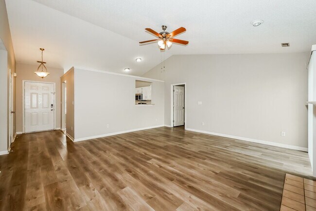 Building Photo - 430 Leffler Dr