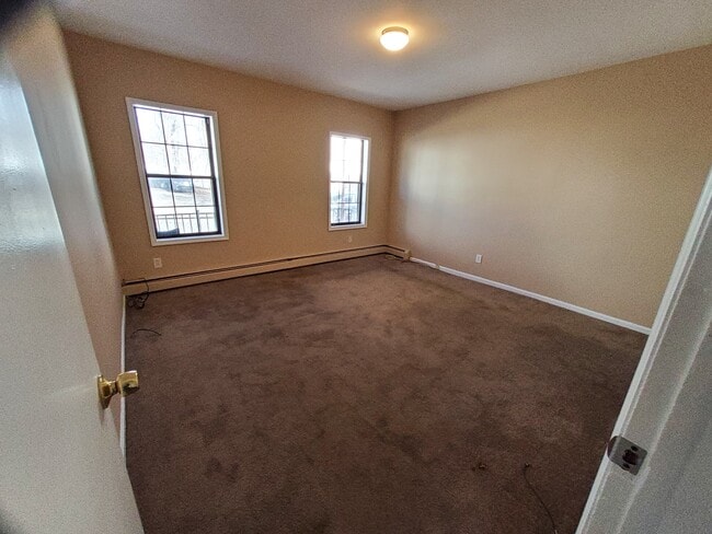 Bedroom 1 - 4 Sterling St