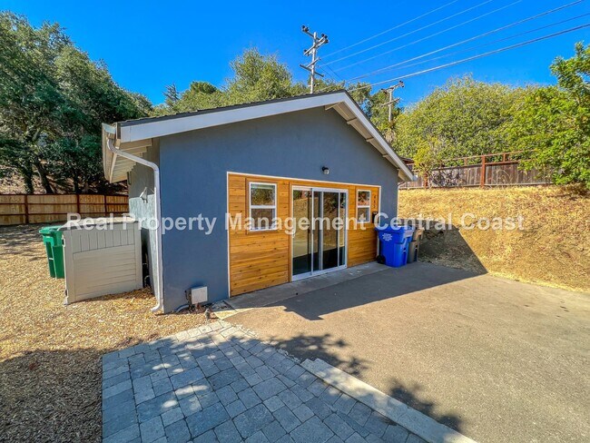 Foto del edificio - AVAILABLE NOW - Updated Studio in San Luis...