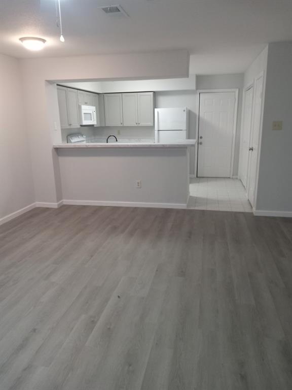 Foto del edificio - 16800 Sugar Pine Dr
