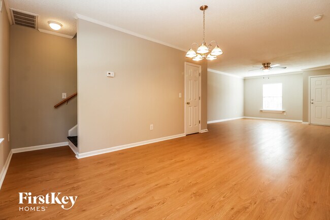 Building Photo - 313 Cohen Cir