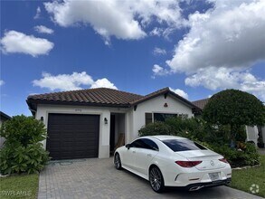 Building Photo - 8976 Madrid Cir