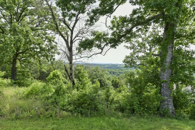 Building Photo - 6603 Prairie Trail