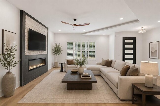 Foto del edificio - 185 Brush Creek Ct