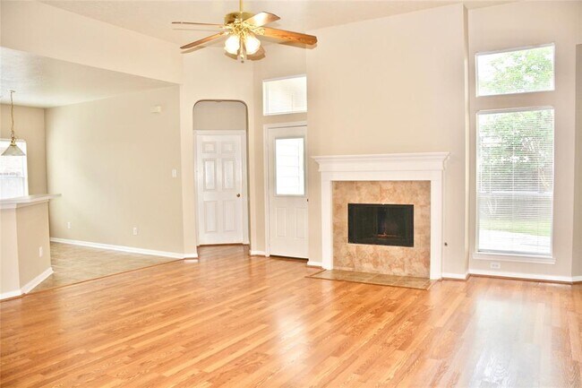 Building Photo - 4423 Casey Cir