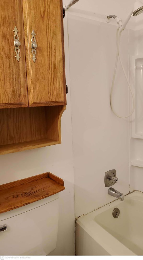 Foto del edificio - Cozy 3 Bed, 1 Bath, Convenient to I-70 and WPAFB, with AC!