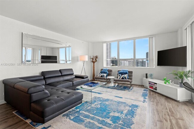 Foto del edificio - 1500 Bay Rd