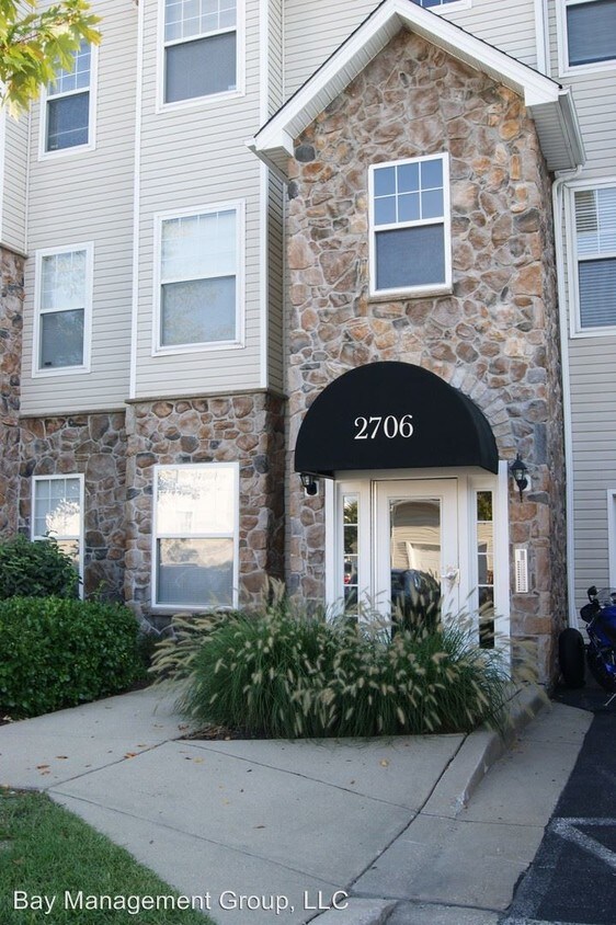 Primary Photo - 2706 Gresham Way