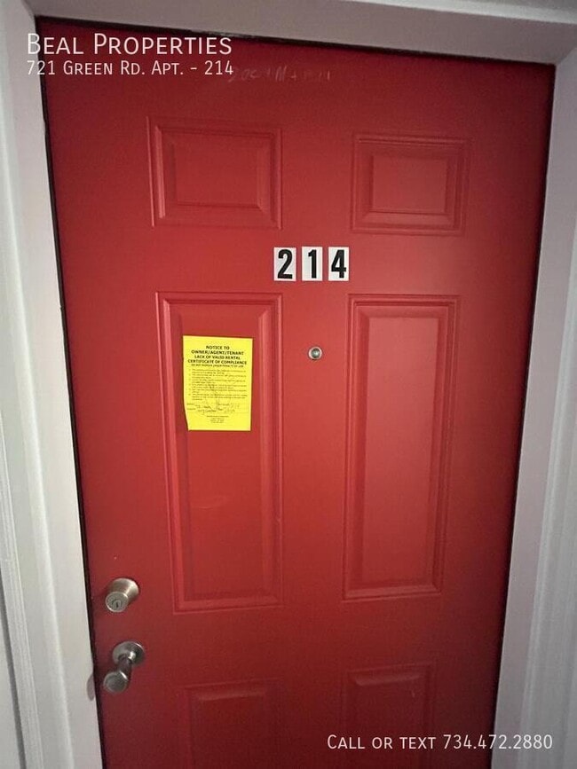 Foto del edificio - 721 Green Rd