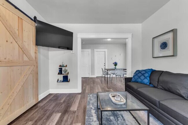 Foto del edificio - 1817 Mayview Ave