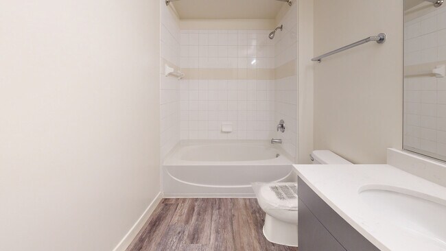 Interior Photo - 1301 Thomas Circle