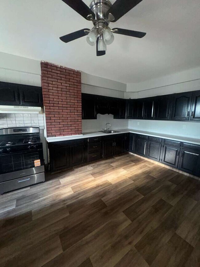 Foto del edificio - 427 1st St