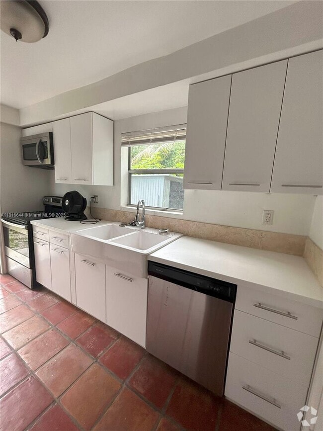 Building Photo - 3549 Loquat Ave
