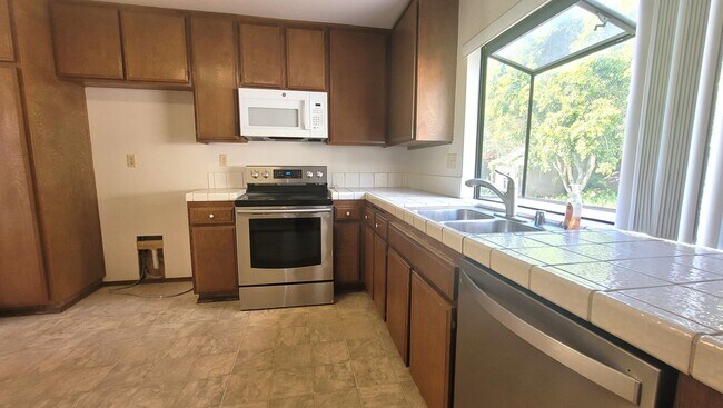 Foto del edificio - Penasquitos Bluffs East in San Diego