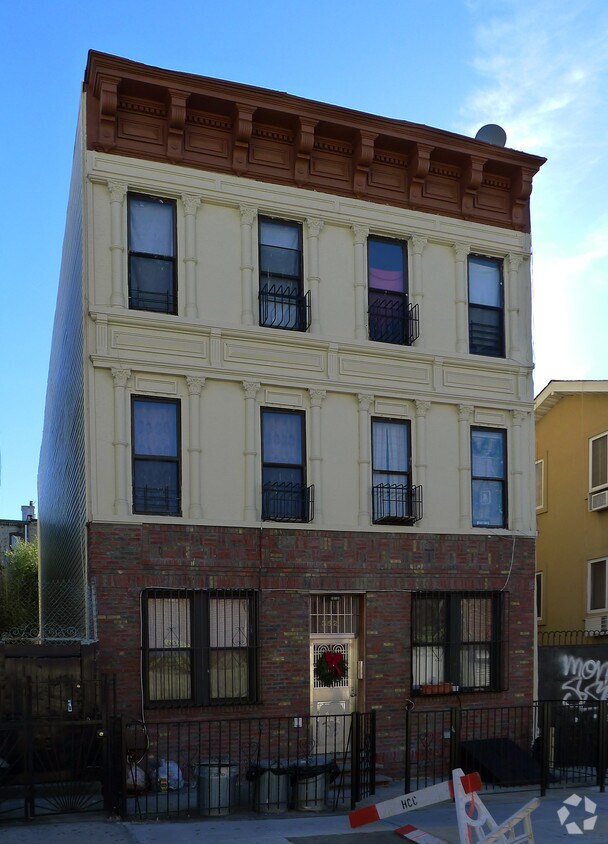 Foto del edificio - 352 Palmetto St