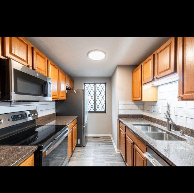 Building Photo - 339 Bexley Ct