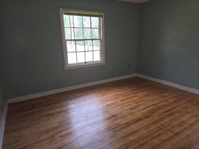 Foto del edificio - 422 Cooper Rd