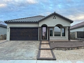 Building Photo - 546 Oilfield Dr Building Photo - 546 Oilfield Dr