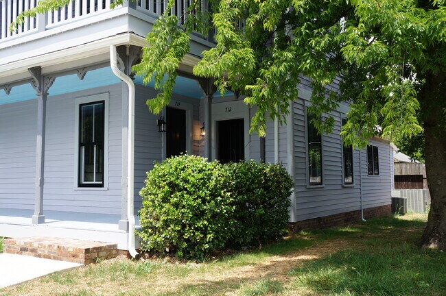 Building Photo - 714 Morgan St