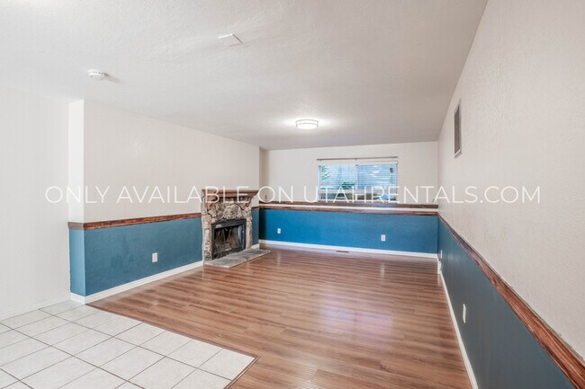 Building Photo - 2071 California Ave