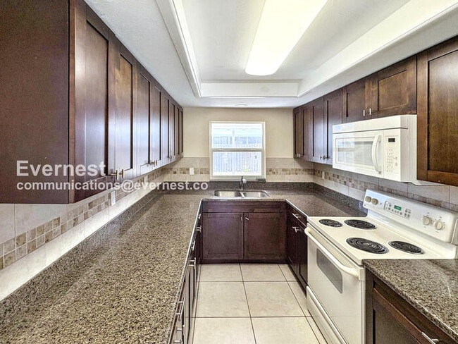 Foto del edificio - 3313 Ottway Dr