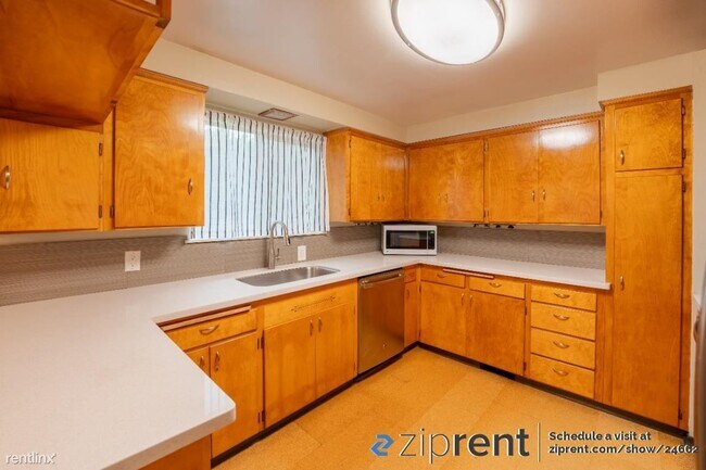 Building Photo - 3 br, 2 bath House - 7749 9th Avenue North...