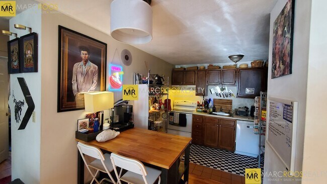 Foto del edificio - 251 Kelton St