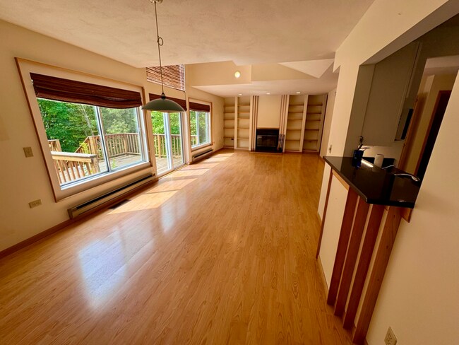 Building Photo - 113 Penny Ln