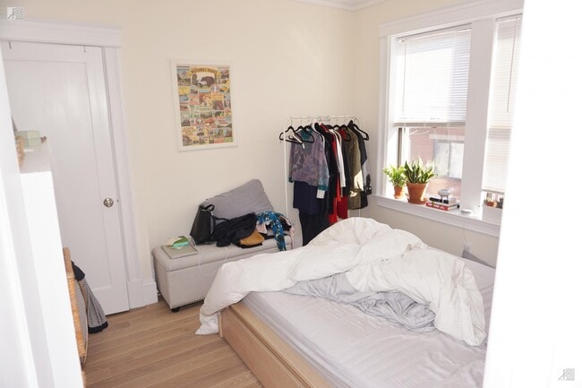 Building Photo - 1334 Commonwealth Avenue