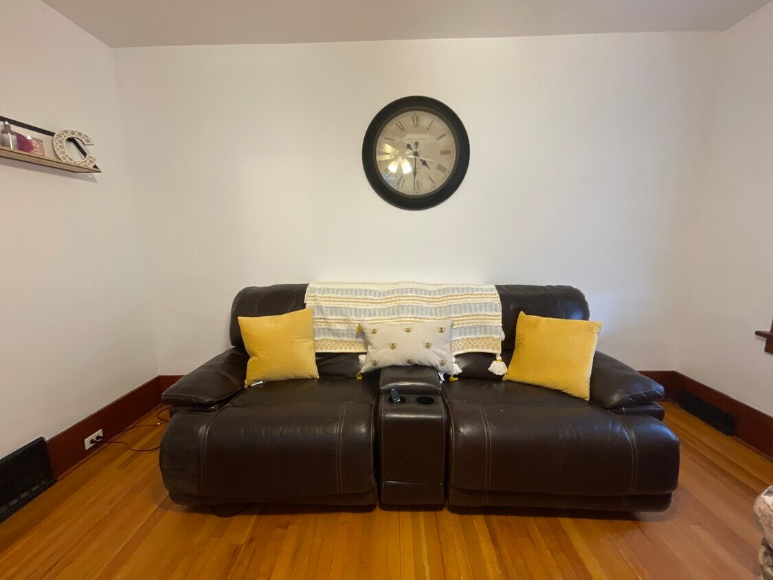 876 Yale Ct Unit 1, Dubuque, IA 52001 Apartments in Dubuque, IA