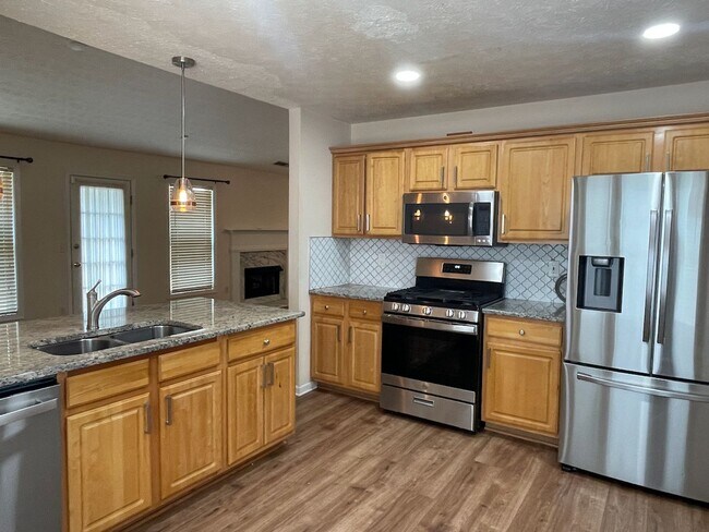 Foto del edificio - 3-Bedroom Ranch in Central Gwinnett