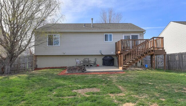 Foto del edificio - 3 Bedroom, 2 Bathroom in the Millard Schoo...