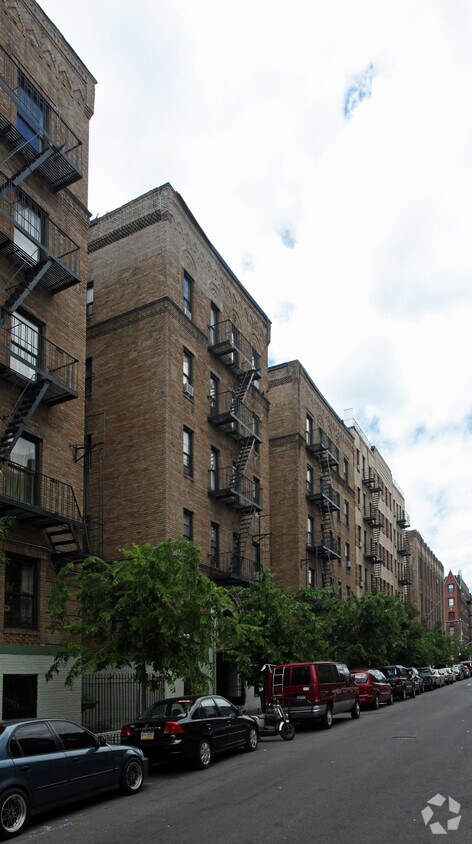 30-40 Thayer ¡St - 30-40 Thayer St