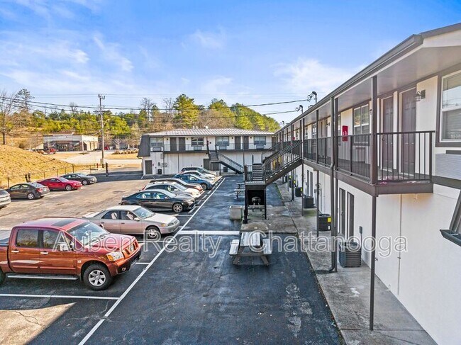 Foto del edificio - 5519 HIGHWAY 153