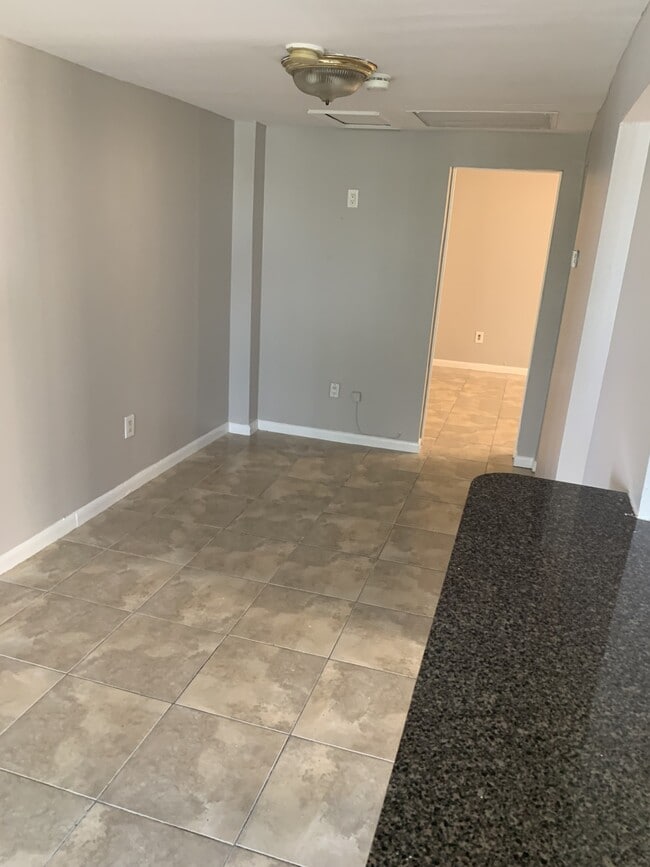 Foto del edificio - 1036 SW 3rd St