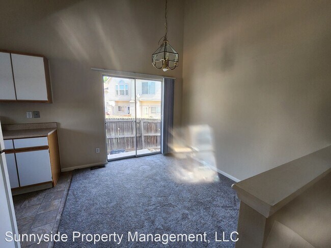 Building Photo - 3 br, 2 bath House - 3043 W. 107th Pl.  Un...