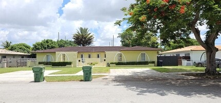 Building Photo - 9721 SW 37th Terrace