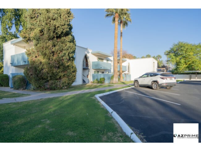 Foto del edificio - Discover this Lovely 1/1 Phoenix Condo!