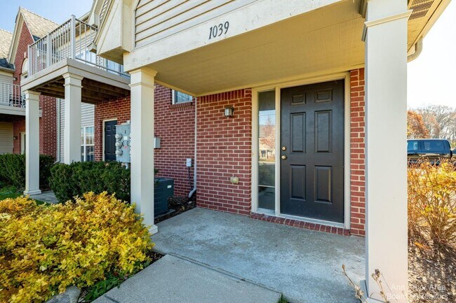 Building Photo - 1039 Addington Ln
