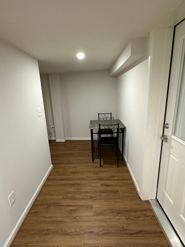 Foto del edificio - 1549 44th St NW