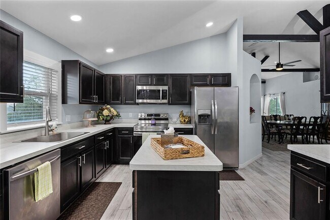 Building Photo - 10339 Castillo Ct