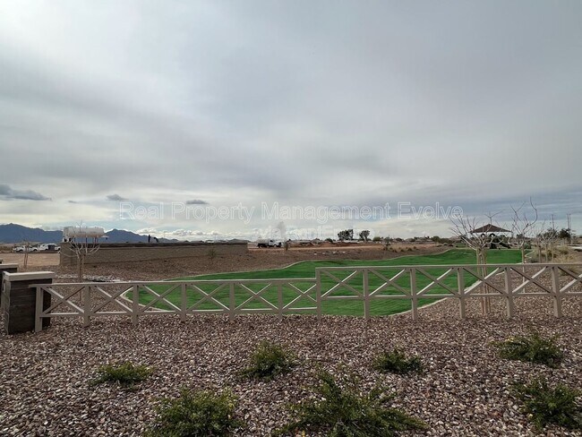 Foto del edificio - 9614 W Agora Ln